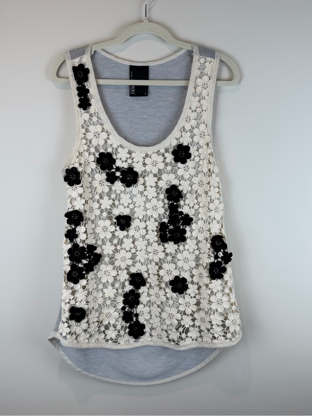 Anthropologie Cream Lace Tank with Black Floral Appliqué Size Small